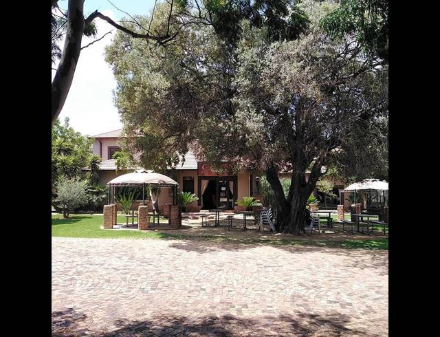 3 BEDROOM PROPERTY TO RENT IN NORTH RIDING AH